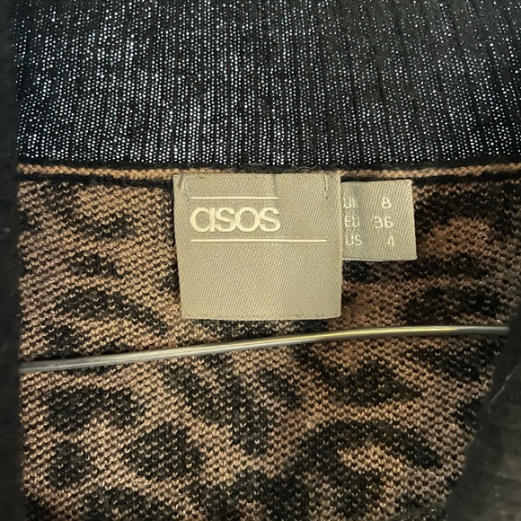 ASOS leopard print mock neck sweater - Picture 2 of 3